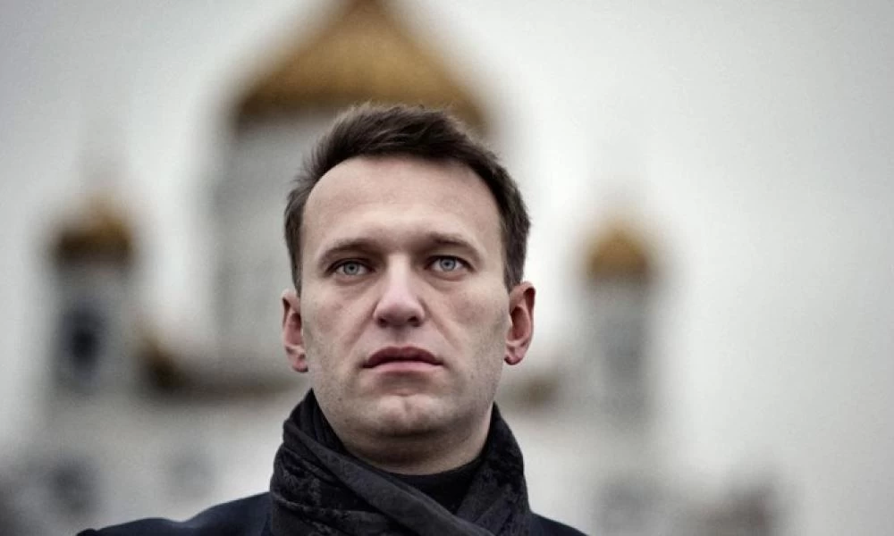 Η Γερμανία χρησιμοποιεί τον Ναβάλνι για να παρεμβαίνει στις υποθέσεις της Ρωσίας